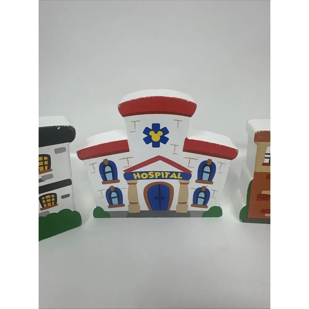 Lot of 25 Melissa and Doug Disney Mickey Mouse Town with Buildings *See‎ Photos*